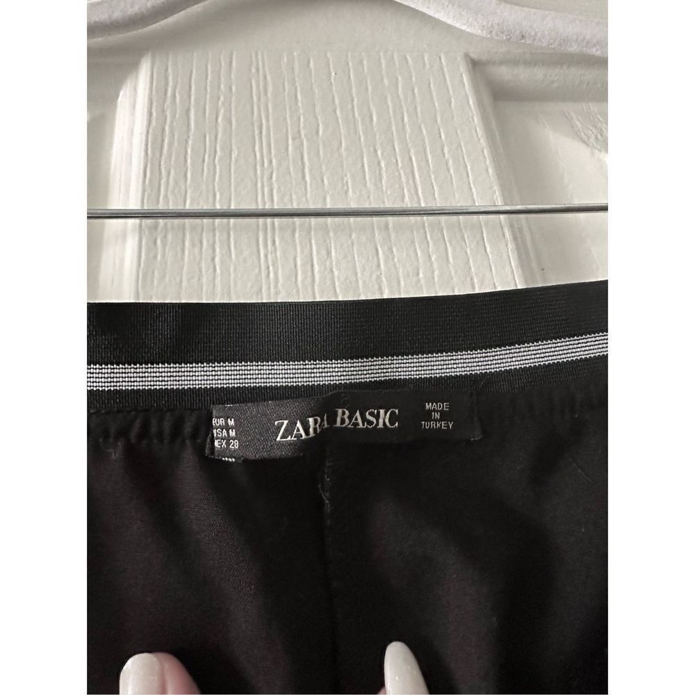 Zara Basic Black Work Pants - Size Medium - Stret… - image 4